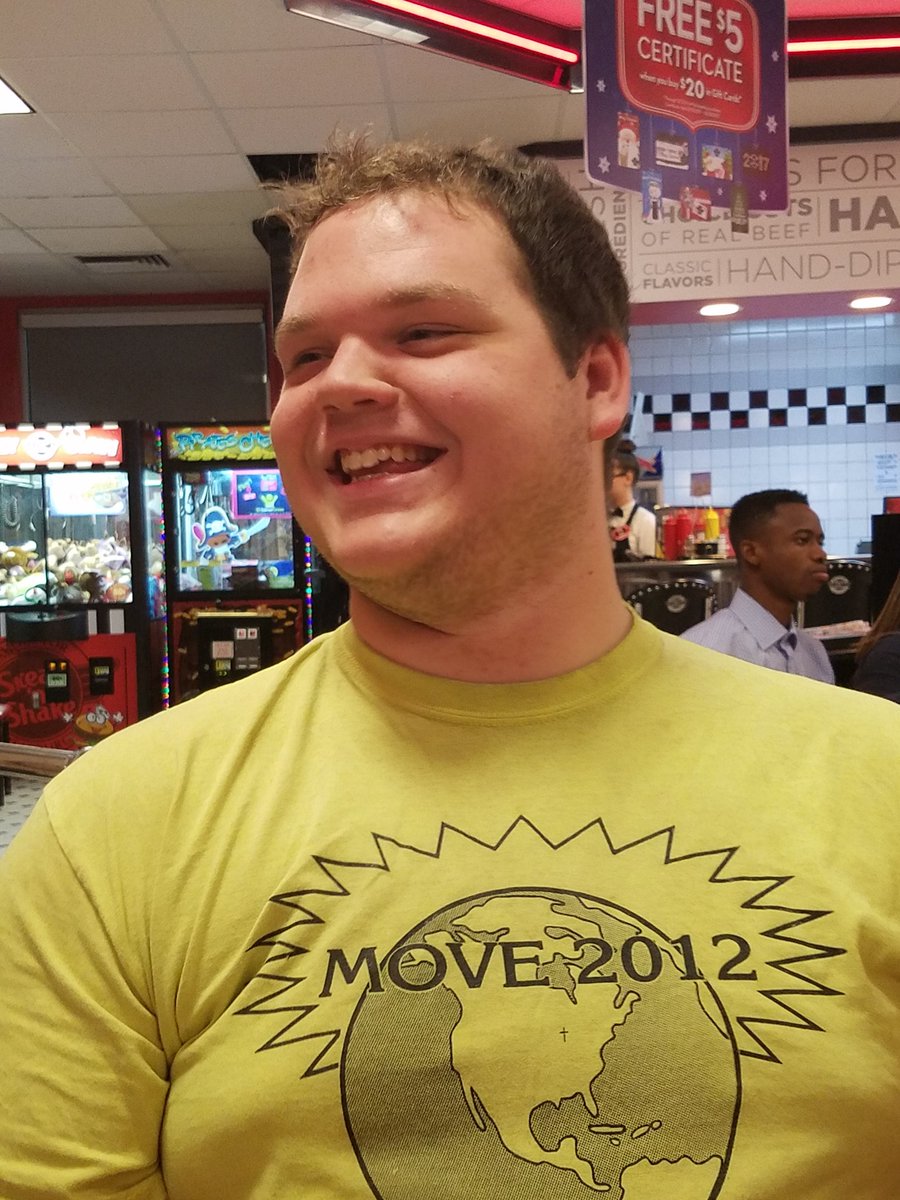KyleReacts67's tweet photo. Person 1: hey, I like your Mustang.
Kyle: *first reaction*
Person 1: Chevy is better though.
Kyle: *second reaction*
#kylereacts  #Ford https://t.co/MNg2hJ0QQR