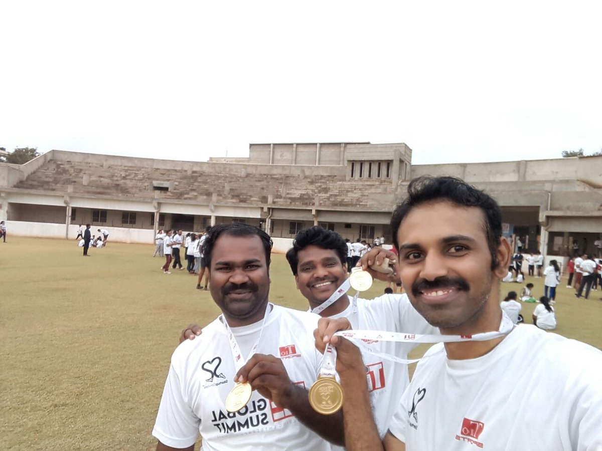 RajabaliK's tweet photo. Marathon #5k_Run on'A Million Steps for Entrepreneurship' and enjoyed after #5k_Run had snap with #Iron_man #Shrikanth_Deshpande https://t.co/S200M64xQl