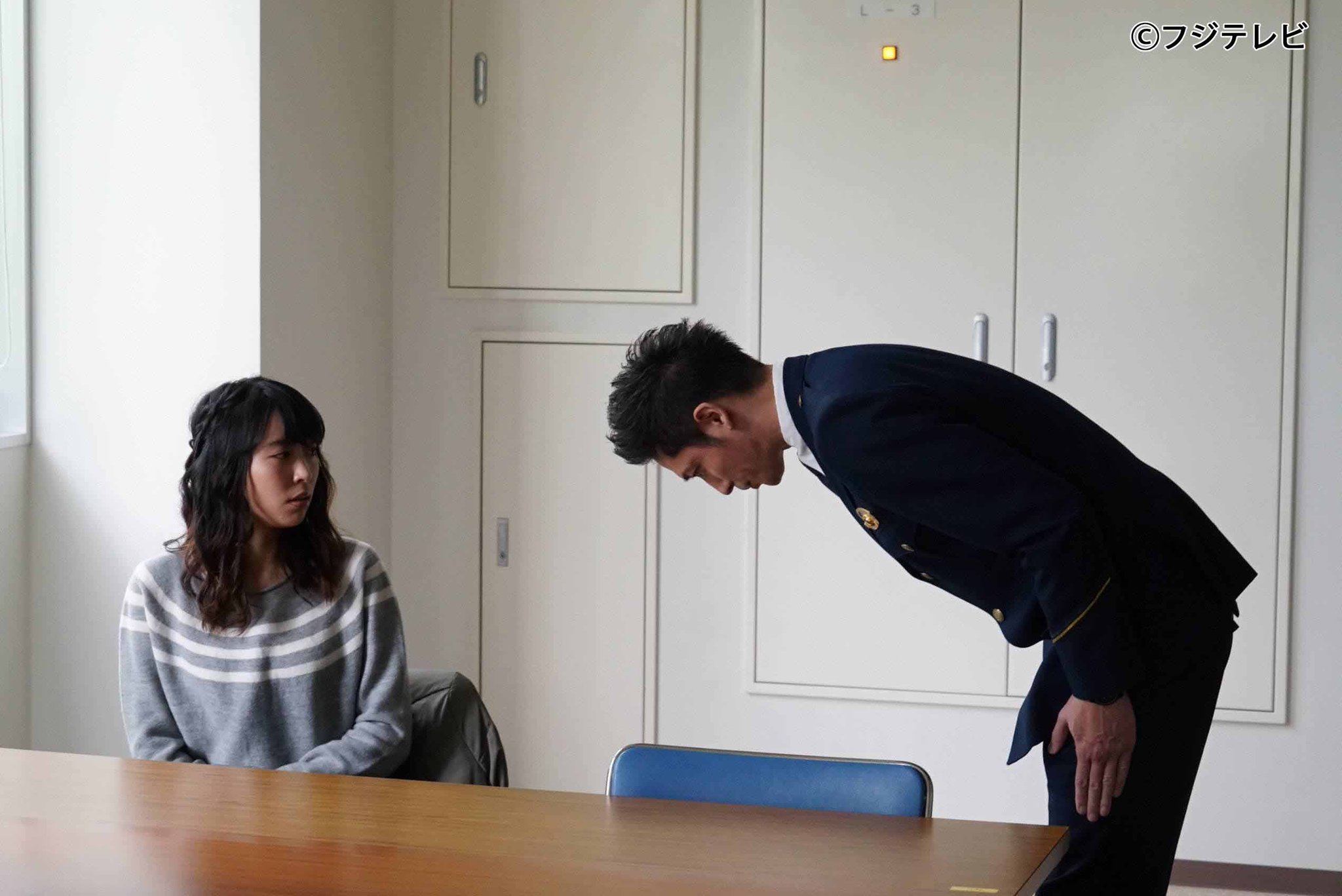 Twitter पर カンテレ 今夜9時は キャリア 掟破りの警察署長 第9話 北町署を訪れた沙織 黒川芽以 は 元恋人の岡崎 中村倫也 からストーカー被害を訴える しかし刑事課は沙織のsosに応じず ついに彼女はけがを負ってしまう 金志郎 玉木宏 は実里 Twitter पर カンテレ 今夜9時は キャリア 掟破りの警察署長 第9話 北町署を訪れた沙織 黒川芽以 は 元恋人の岡崎 中村倫也 からストーカー被害を訴える しかし刑事課は沙織のsosに応じず ついに彼女はけがを負ってしまう 金志郎 玉木宏 は実里