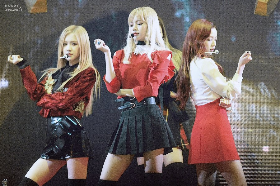jucfliete's tweet photo. 일등 축하해🔥🎉🎉 #PlayingWithFire2ndWin
#블랙핑크 #리사 #BLACKPINK #LISA https://t.co/Mb9OetHSj3