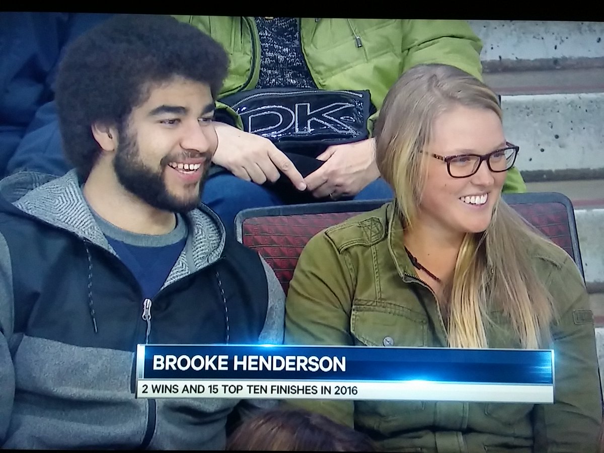 ReggieDunlop007's tweet image. @BrookeHenderson @LPGA at the @Senators @NHL game vs @FlaPanthers sitting beside @SFBears  @NeilDoef_19