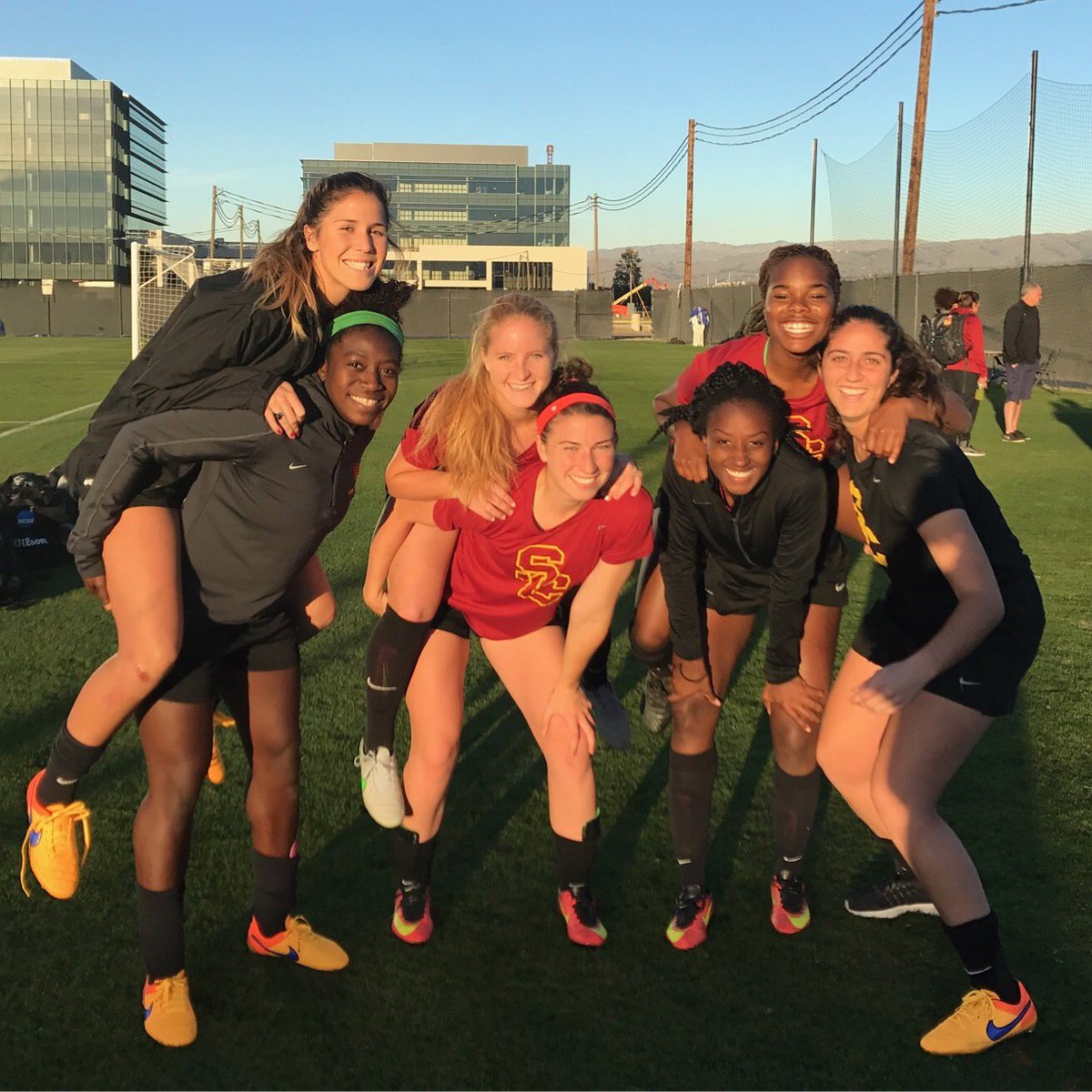 USC_WSoccer's tweet image. We ❤️ our seniors! They've got one piece of unfinished business left - tomorrow's NCAA Women's College Cup Final! #LEAVEyOURMARK #FightOn