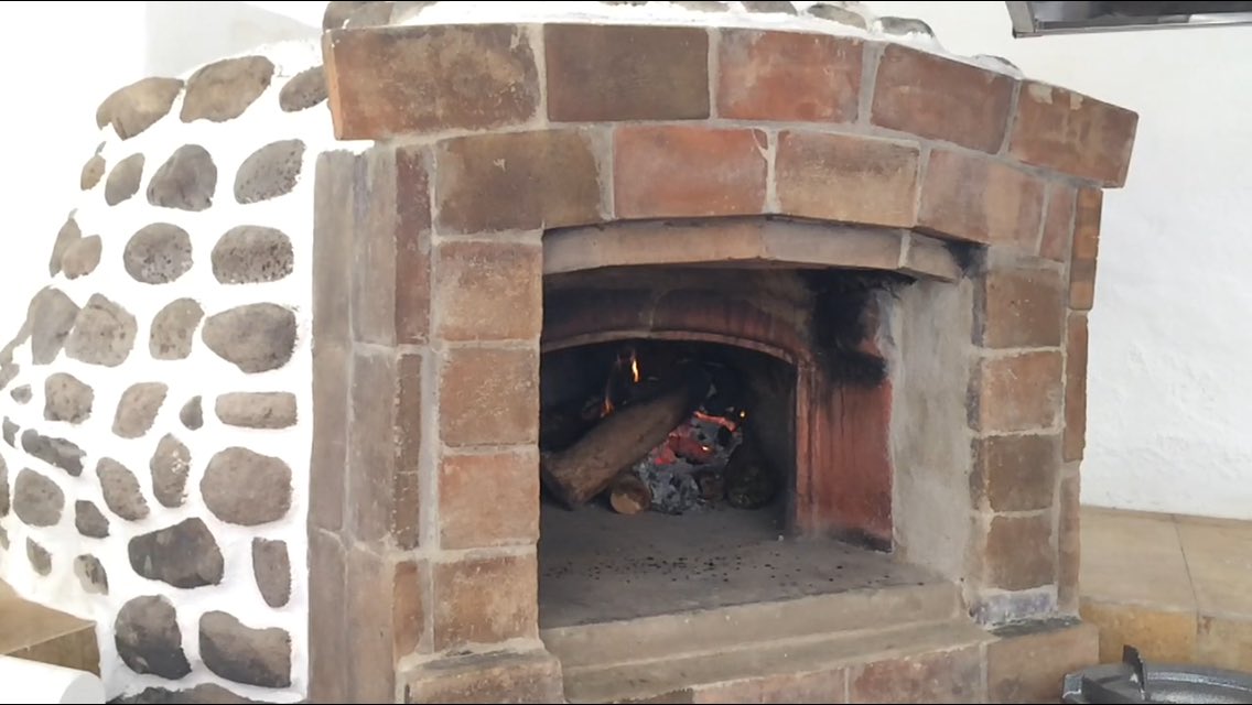 #fireup #brickoven #trial #eldoradobeachresort 🌸🌸#homemadepizza #homemadepizzadough #pizzatoppings #eldoradoagain #whenindauin #dauin #yum