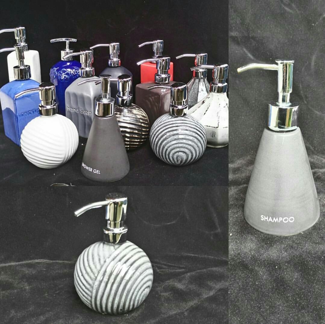 ALLStore8's tweet photo. Bottle dispenser
#hotel #resort  #jimbaranvilla  #cangguvilla  #legianhotel #seminyakvilla #tanteribali  #allstorehospitality #bathroom #spa https://t.co/vzlVR6g57w