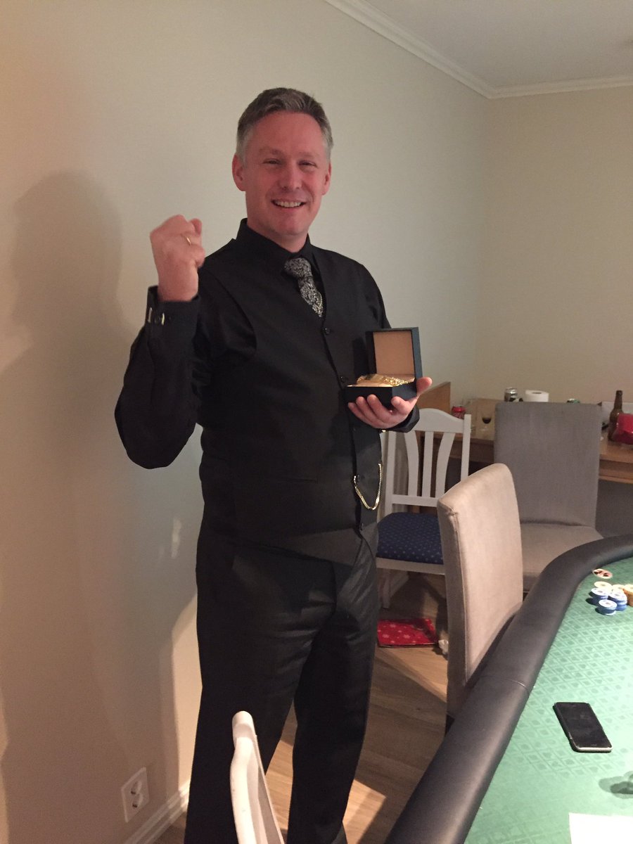 PPTResultater's tweet photo. #caramba vinner Superfinalen 2016 etter å ha slått #valyss HeadsUp https://t.co/JwHUFyqFLg