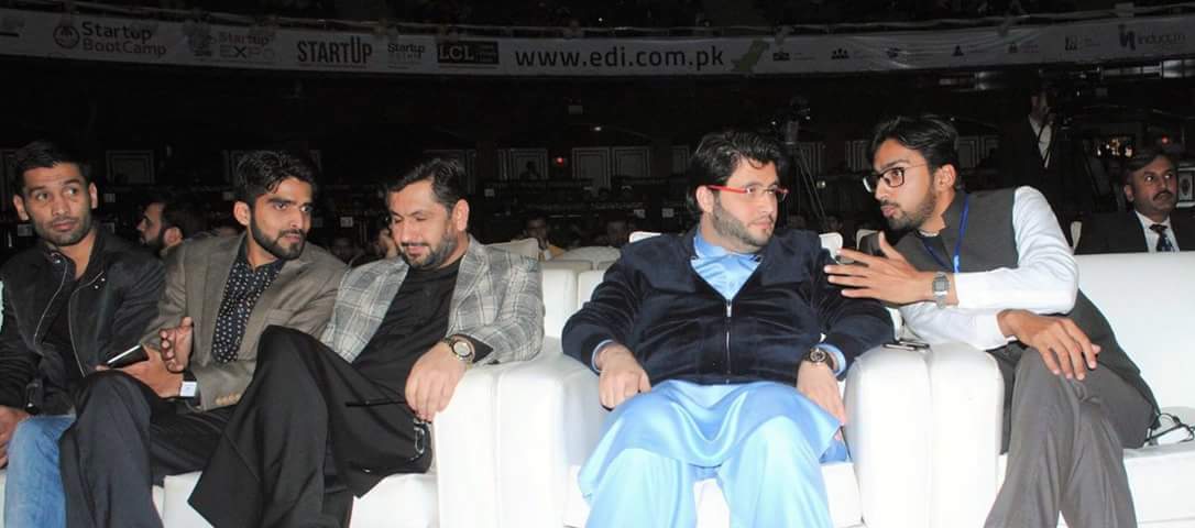 TeamJaved's tweet photo. [Exclusive Picture] 
Some more Pics. 
Javed Afridi's pictures at #LCLconfrence at Islamabad. 
#LCLconfrence 
#JavedAfridiFC 
@JAfridi10 https://t.co/xWCjy6j1YX