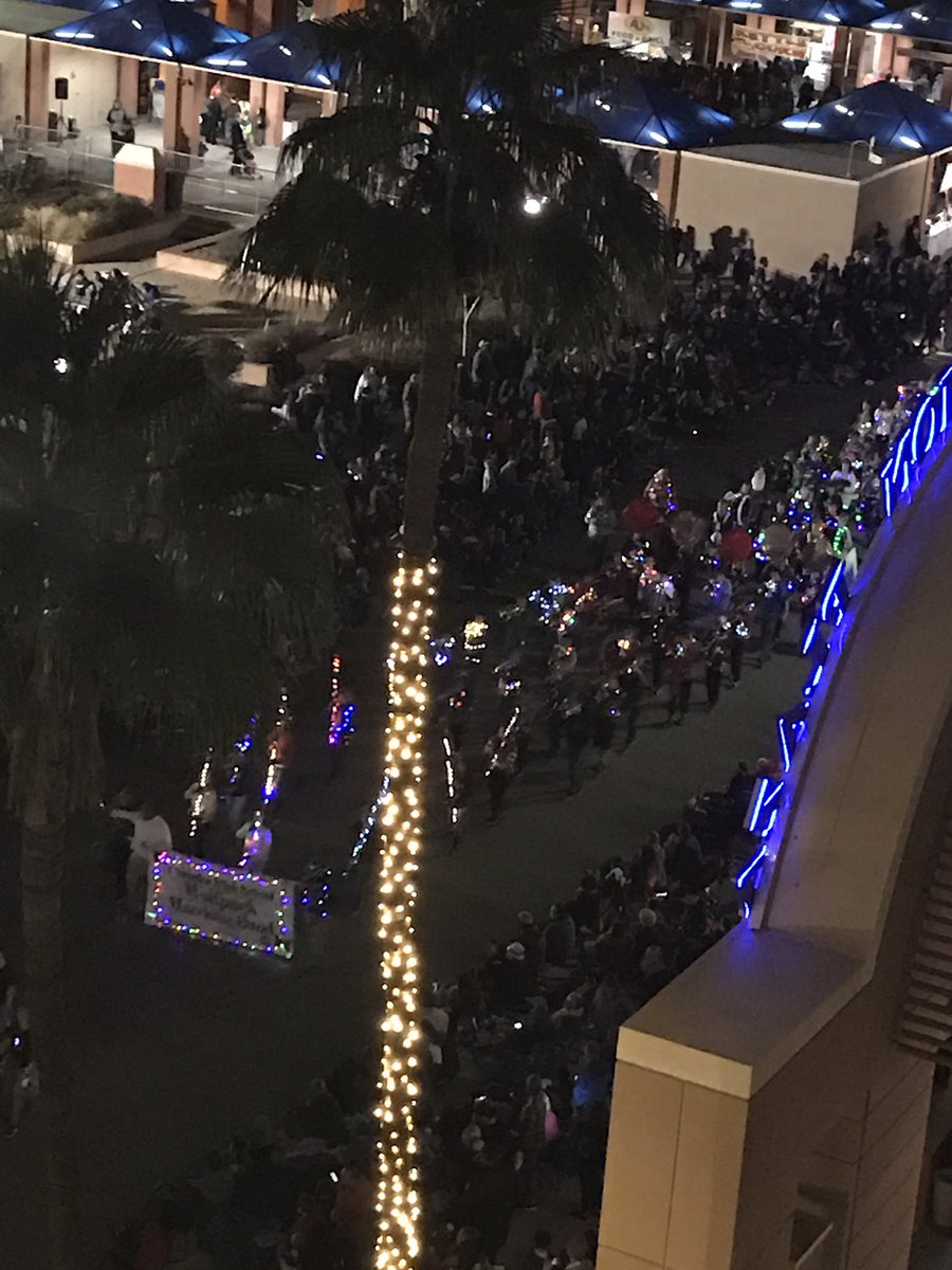 LRother_Intel's tweet photo. Pretty good view of the @chsmarchpack for the #tumbleweed parade. Big s/o to @j2mediatv #SOC https://t.co/quBTsmnfdt
