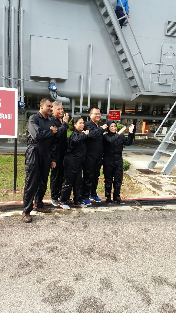 TANGKAS_KDP's tweet photo. Lawatan &amp; Latihan PSSTLDM (kehormat) ke TANGKAS 031216..
#ToFloatToMoveToFight 
#CBRNDCteam https://t.co/B9fJshYq63