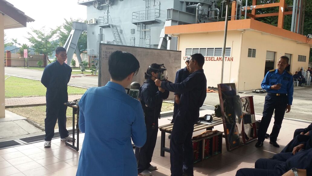 Lawatan &amp; Latihan PSSTLDM (kehormat) ke TANGKAS 031216..
#ToFloatToMoveToFight 
#CBRNDCteam