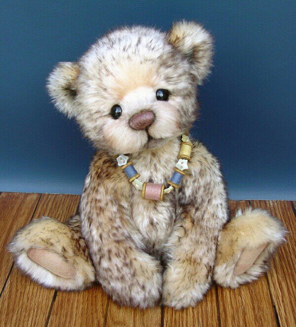 Elias Cole: <a href="/ScarredLupine/">Elias Rooker Cole</a> 
Lycan 

Father, husband. A soldier who lost all that and his mind, Cole would give his life to save a child.