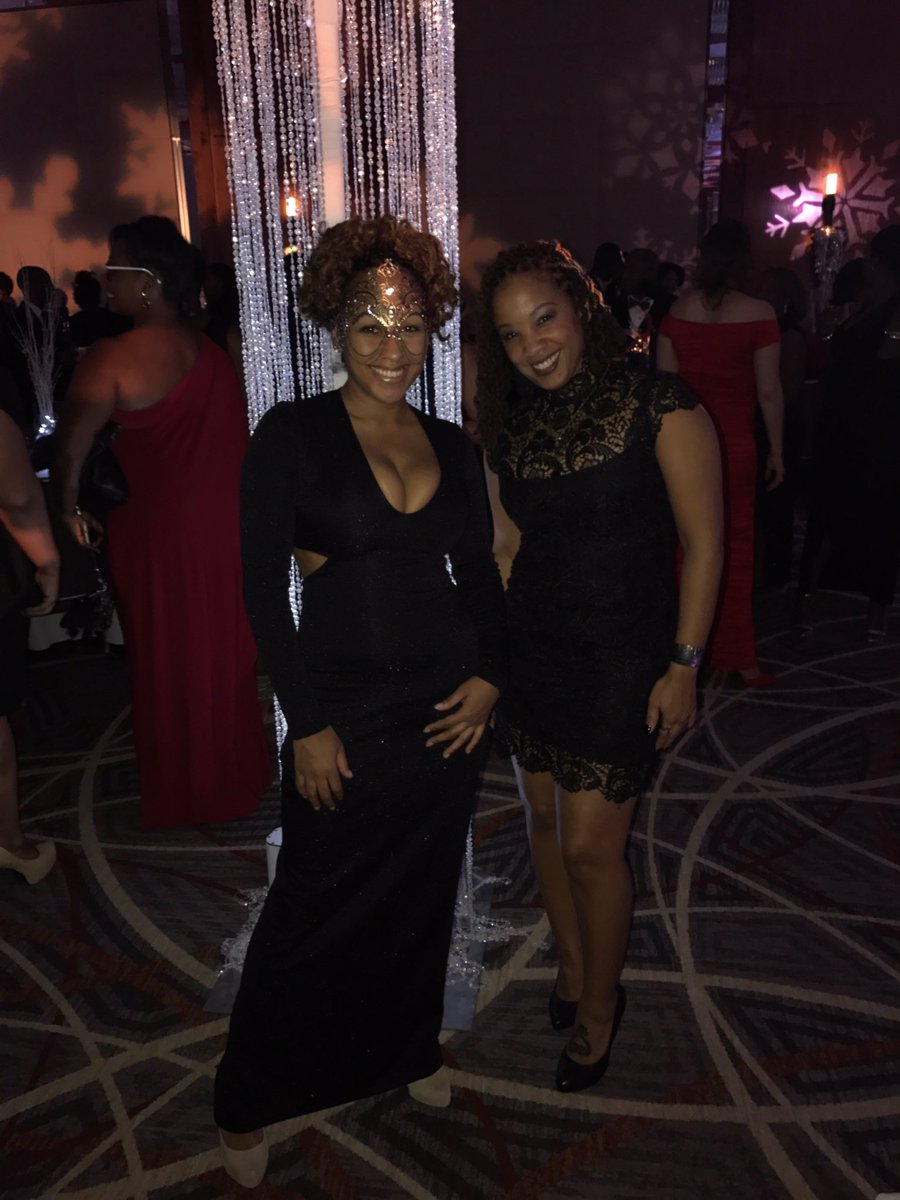 awarrickadams's tweet photo. .@Elev8Bmore excited to support @GBULorg #mascaradeball #WinterWonderland https://t.co/dVmLCbeF0Q