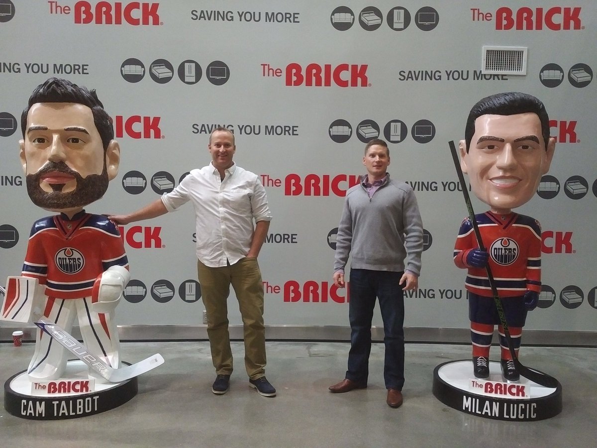 PottsyPotter's tweet photo. #BRICKBESTSEATS @TheBrick @EdmontonOilers https://t.co/t87OpvFt8I