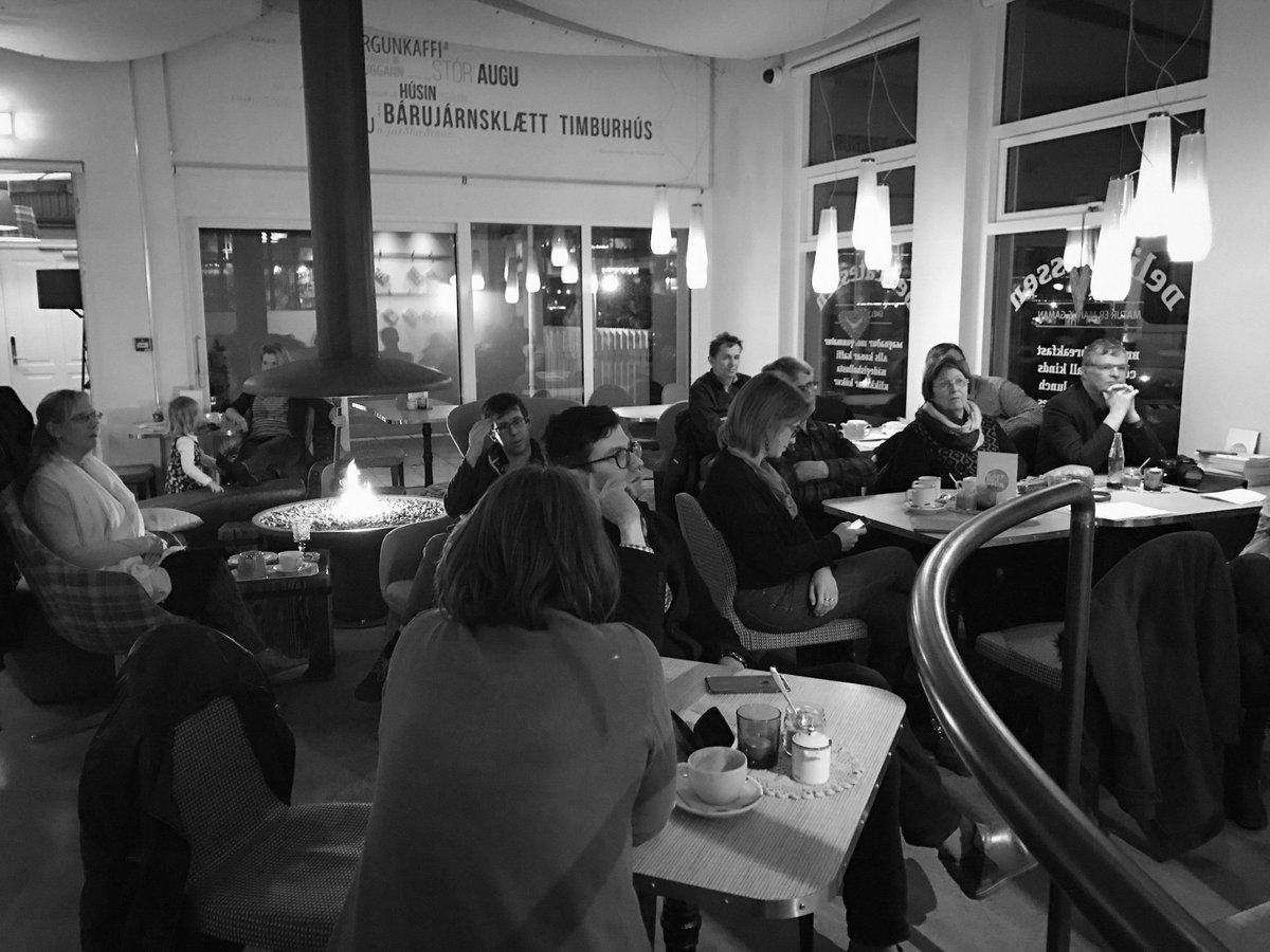 Viðar kynnti Jón lærða á Slippbarnum fyrr í kvöld – á íslensku og ensku! #jónlærði