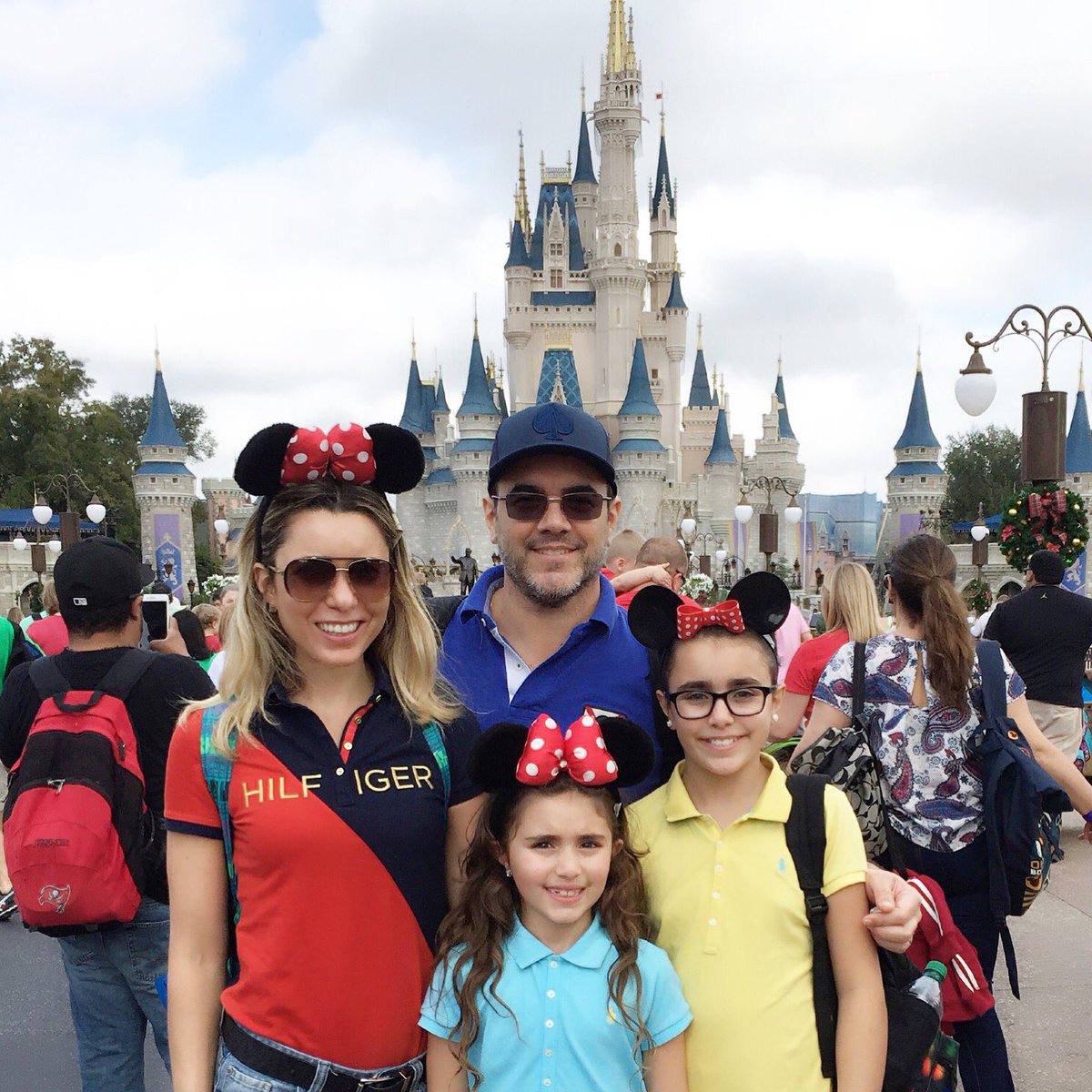 KerllenKerllen's tweet photo. Yep, officially on #familyholiday in #Orlando. #travelblogger #ukfamily #ukblogger #ukstyke #lifestyle #influencer #influentialperson https://t.co/NsiE5XVdyz