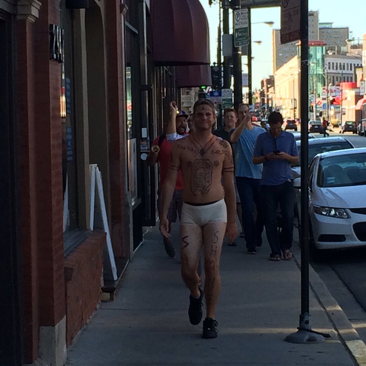 chriscal6's tweet image. Loser picture for #FFNow! Shame!!!