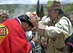 PresidencialVen's tweet photo. #INFORMACIÓN Pdte. @NicolasMaduro saluda a @evoespueblo y a su #Pueblo en sus 11 años de Revolución Democrática y Cultural https://t.co/RAgNVw7bxZ