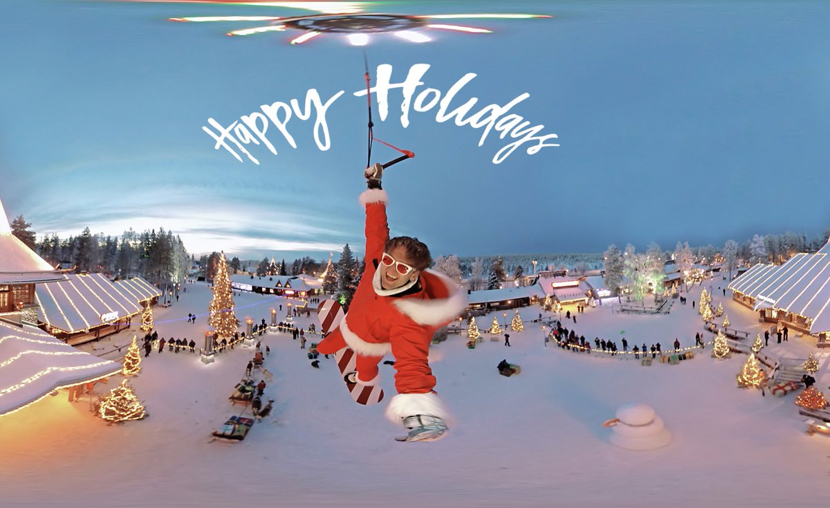 Casey Neistat on Twitter: "Human Flying Drone Holiday movie coming soon. this isn't fake, i promise. shot my #gear360 - https://t.co/8gWQRKyh2o https://t.co/QN06Kq8NFm" / Twitter