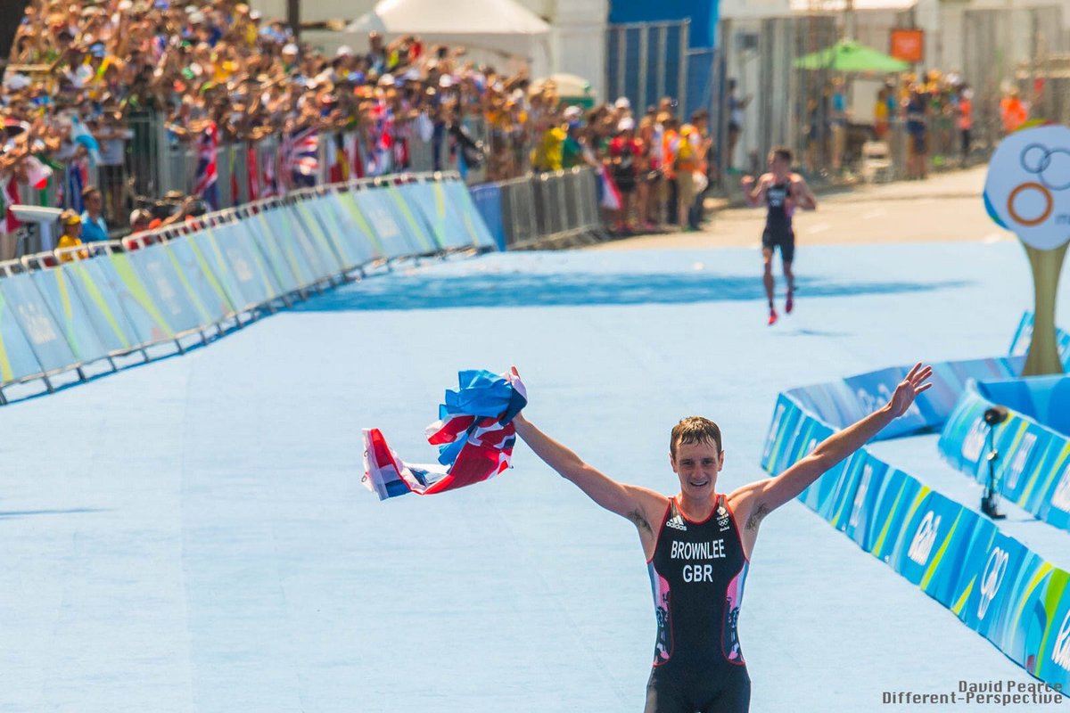 THIS IS YOUR ONE HOUR WARNING 🚨

<a href="/BBCOne/">BBC One</a>. 6:40pm. <a href="/BBCSPOTY/">BBCSPOTY</a> 

#VoteBrownlee. Be there.