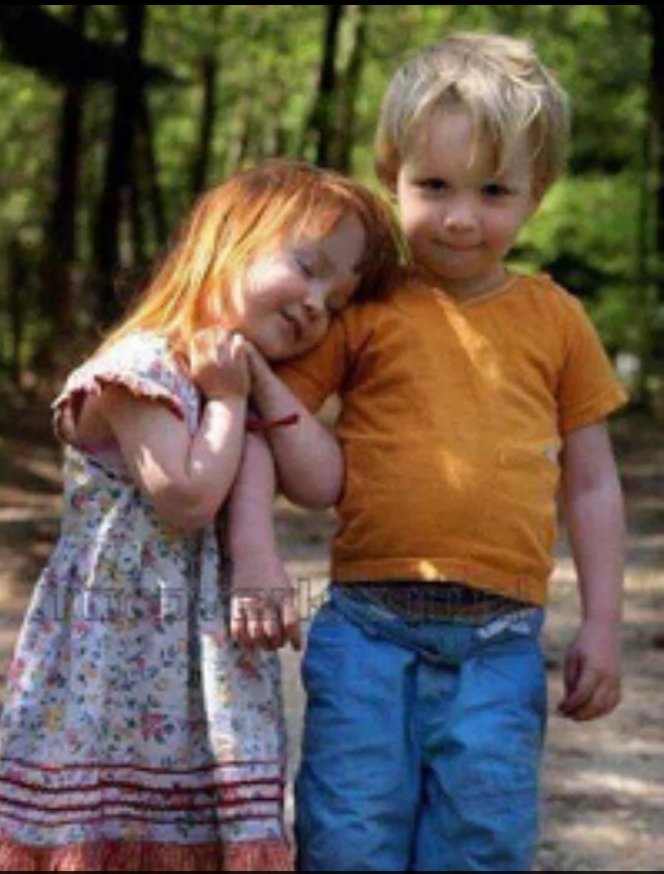 ﻻ تعاتب أحد على قله اﻻهتمام
ﻻن اﻻهتمام الذي سيأتي بعد
...... العتب مجاملة. ...