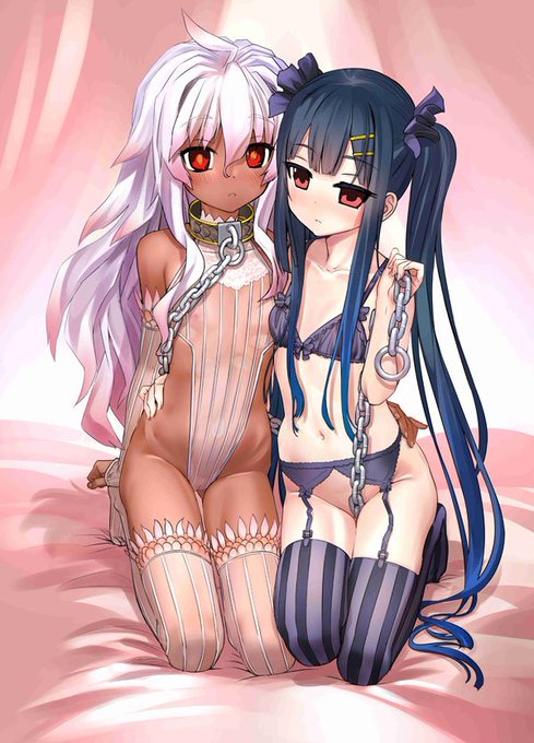 影を塗り塗り…
後は瞳とハイライトを入れれば完成?
でも眠くなったので、今日の作業はここまで…

そして小物を描き足すと一気に卑猥に… 