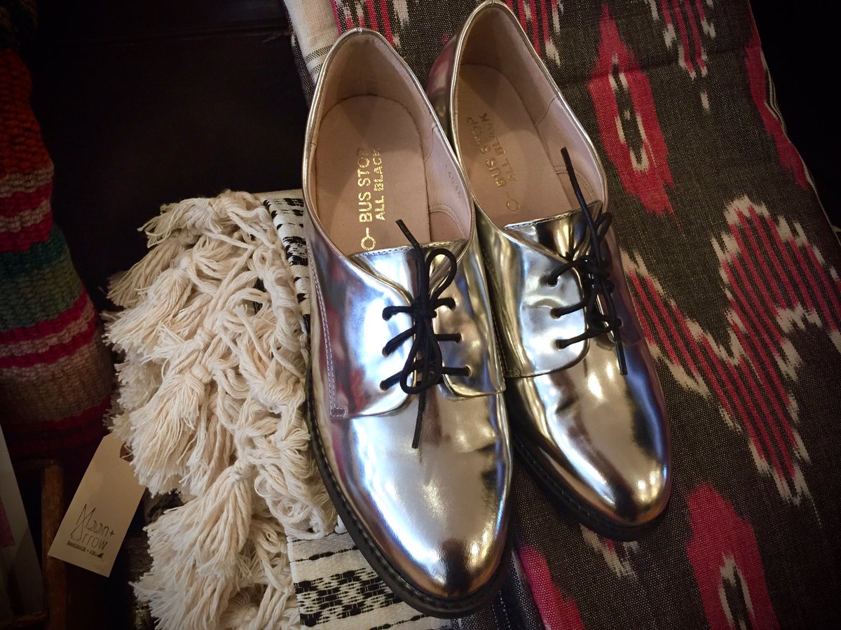 busstopboutique's tweet photo. #Sunday #sotd #BusStopX #elementbsx Dawn #silver metallic lace-up #shoes #designedinphilly https://t.co/gGIHVGG1eR Photo shot @MoonAndArrow https://t.co/ZRHt9W9elJ