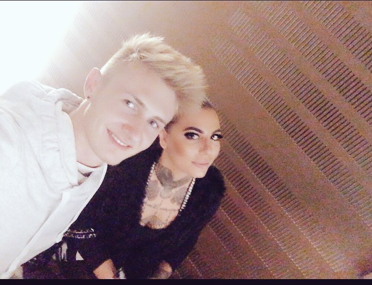 Lemondoerr's tweet image. #evening #meeting #business #buddys #goals #success #work #good #night #twitterbuddys 🦄💎❤️💋