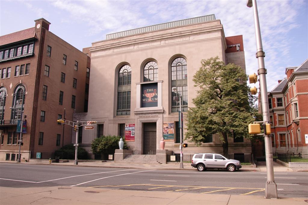 newark350's tweet photo. Deck the halls with arts and science workshops all month long @NewarkMuseum! Wow..what a way to spend the Holiday!! https://t.co/ylwFOzdX8J