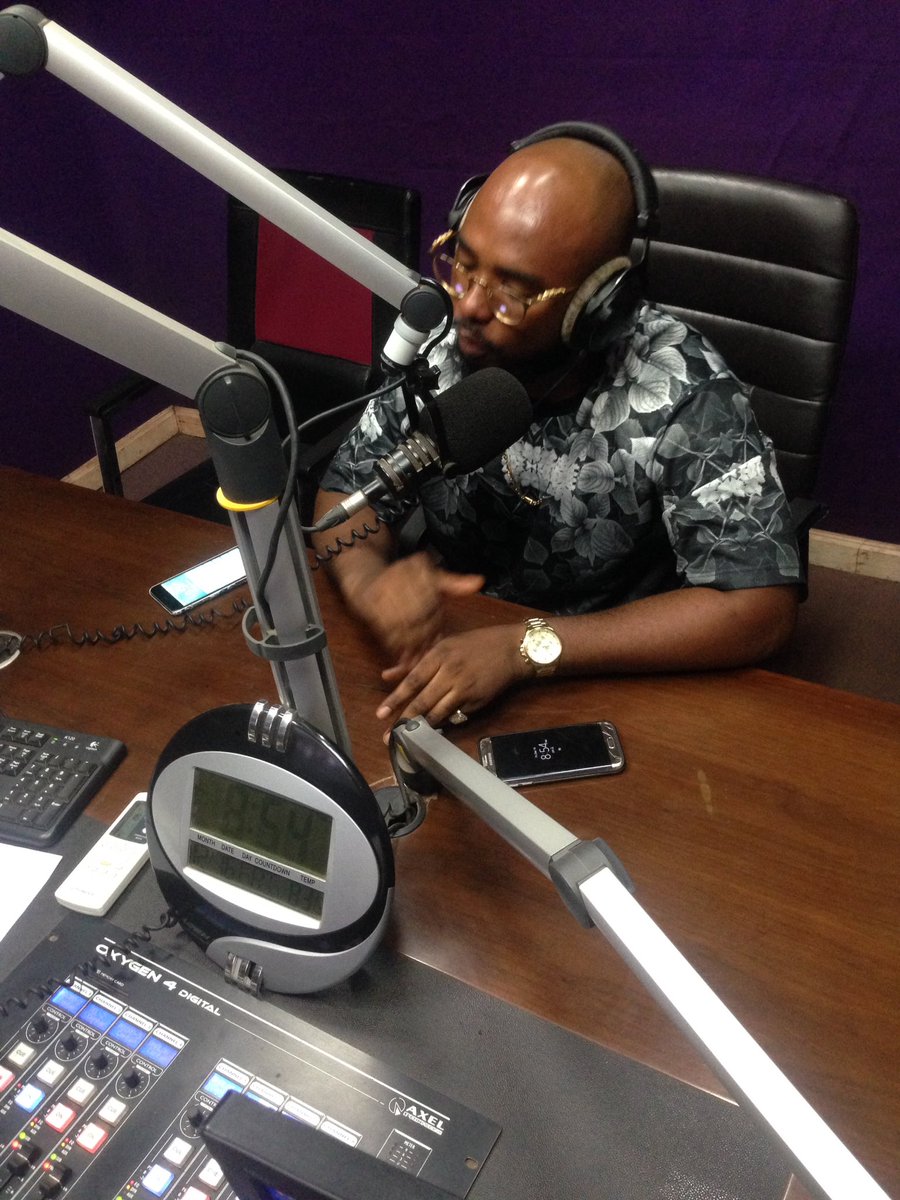 kofihayford233's tweet photo. @gasmillawins in an interview with @kayobumps on #FridayPopping.

Cc: @MrSharkGh https://t.co/mN3pxy7nNN