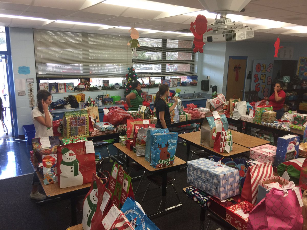 Pinewoods tweet media