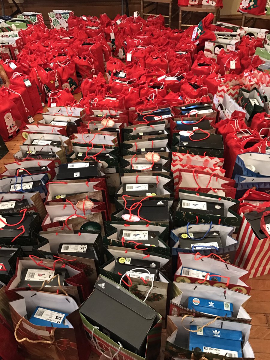 ShoeAngels's tweet photo. We want to thank @DollarGeneral of BCS for being so generous and helping us w/ our gift bags for the Angels' shoes! https://t.co/6r4uQ8y7vM