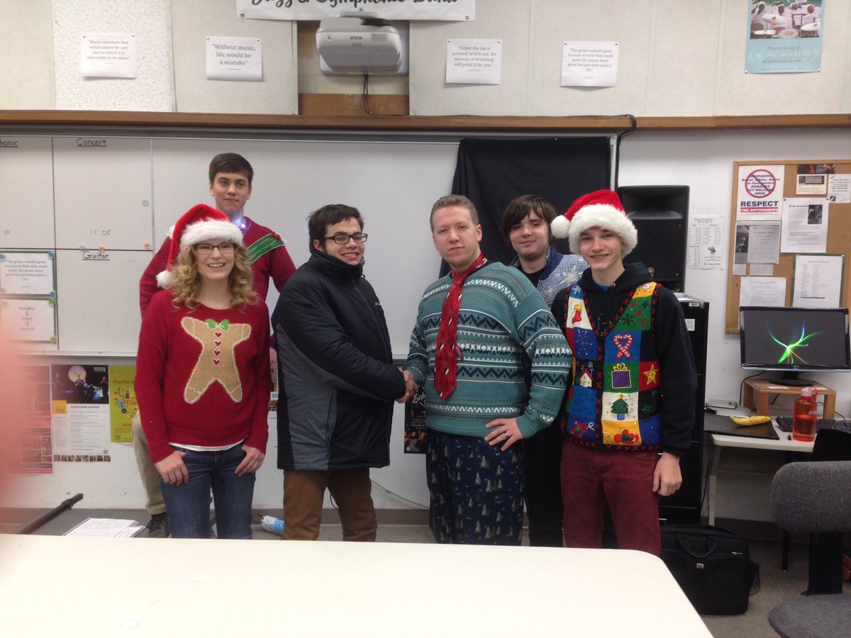 Peninsula HS Band tweet media