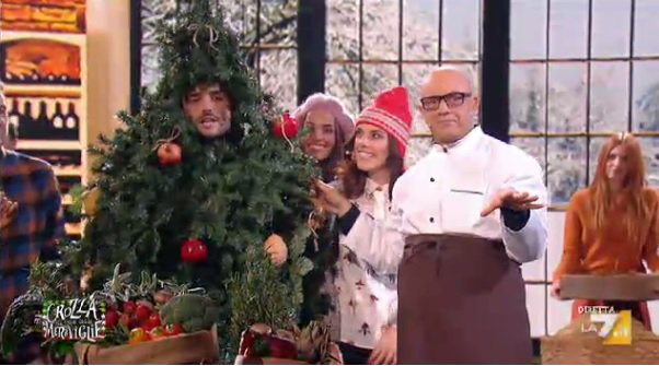 Al "Sa tut de Cenon" vi ricordiamo che l’orario del cenone è dalle 18 alle 21 rimane il tempo di andare dal kebabbaro
#crozzameraviglie