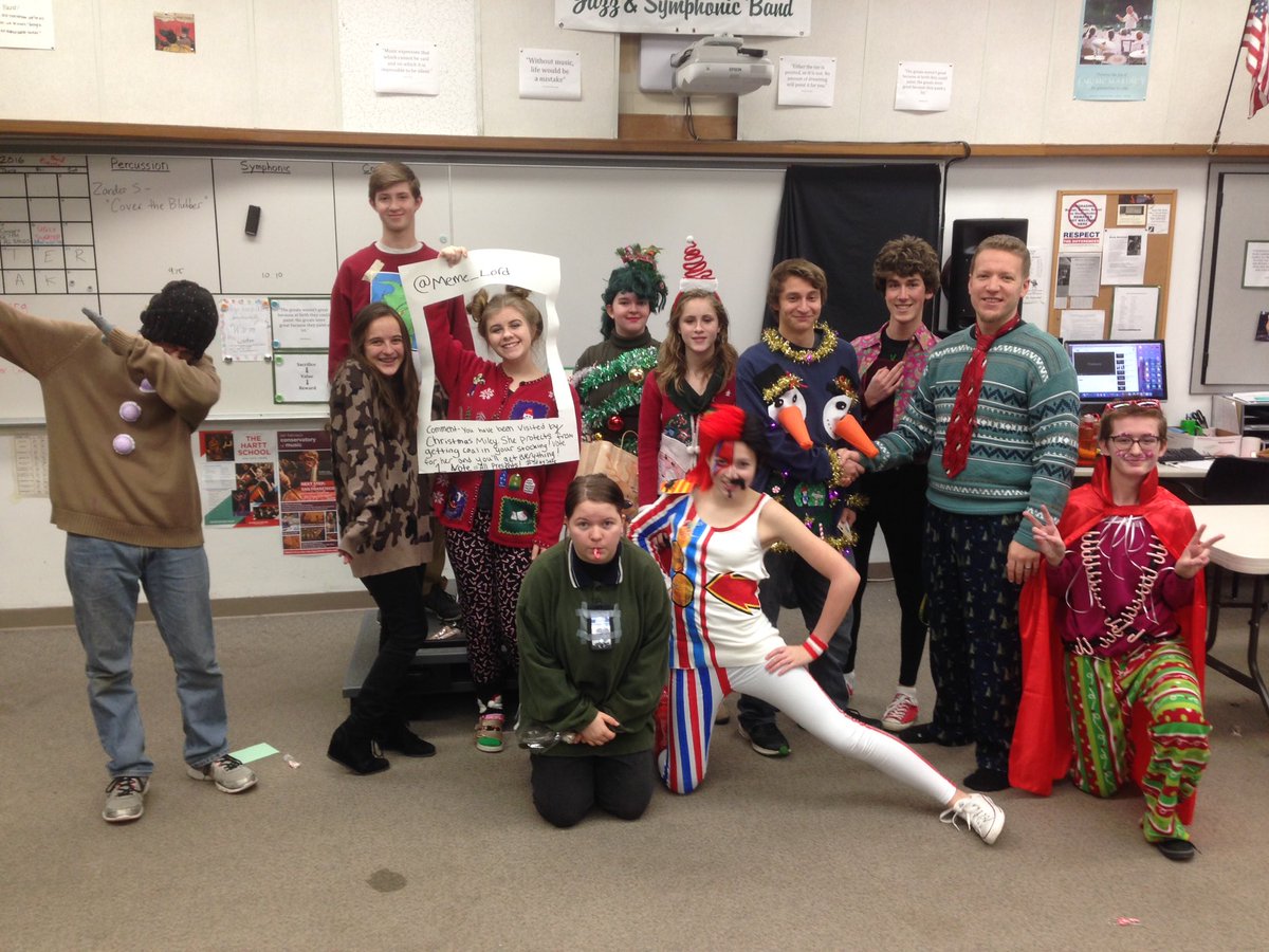 Peninsula HS Band tweet media