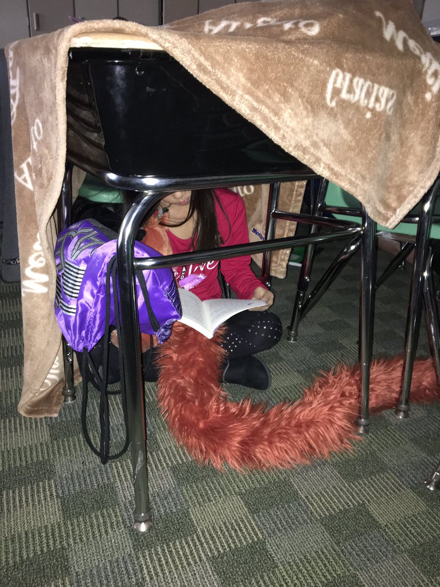 MsWoldsClass's tweet image. Enjoying our Friday by building our reading stamina and staying warm! #SLPPantherproud #NPProud