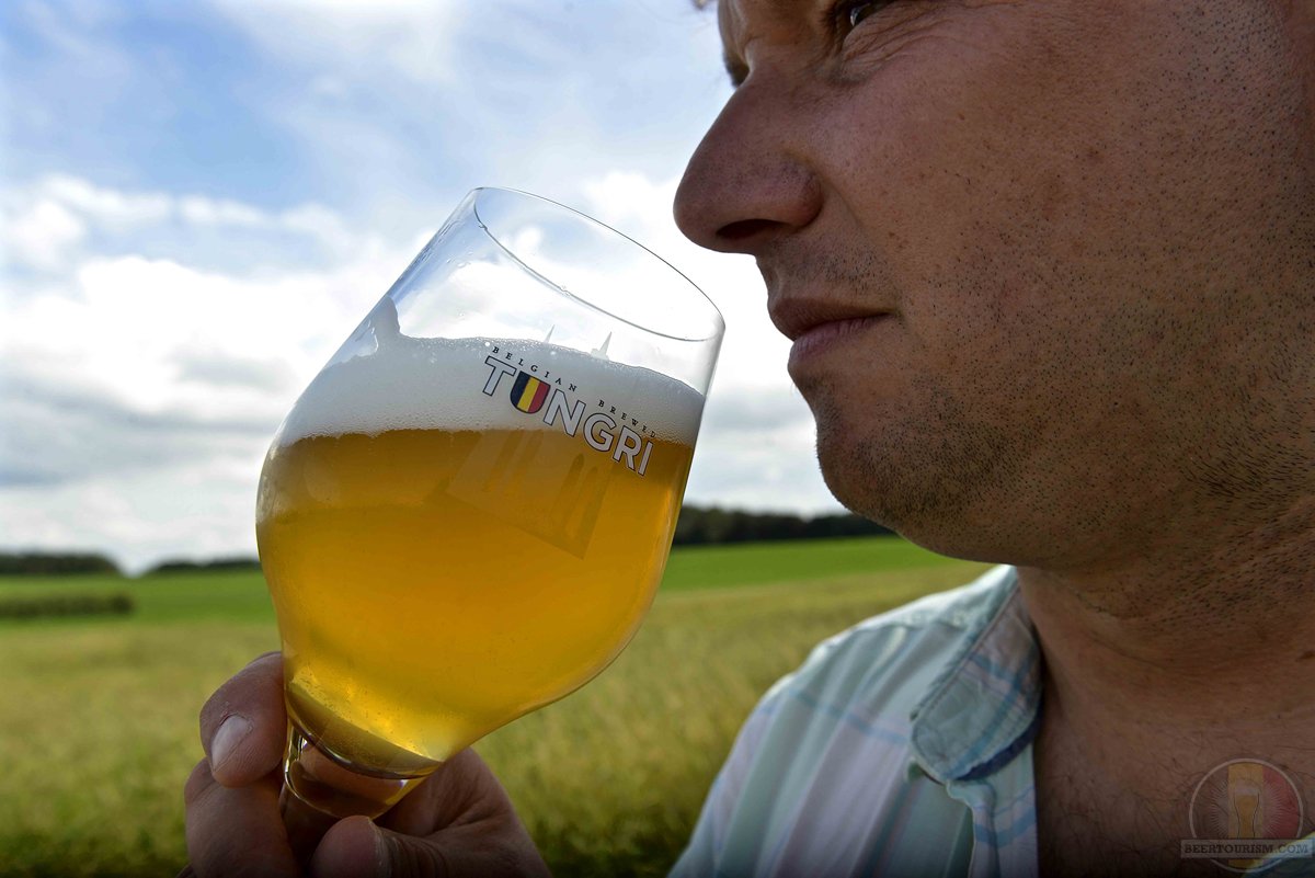Beer_Tourism's tweet photo. Tungri #beers are named after the first inhabitants of the oldest city in #Belgium, #Tongeren https://t.co/UWV01gyXvB #tungriblond #amburon https://t.co/q9x4ZWC9ui