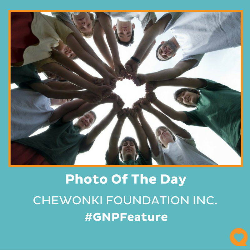GreatNonprofits's tweet photo. ‘One for all, all for one.’ @Chewonki https://t.co/9peC8iiYNk #PhotoOfTheDay #Chewonki https://t.co/4sZNk6Zdiz