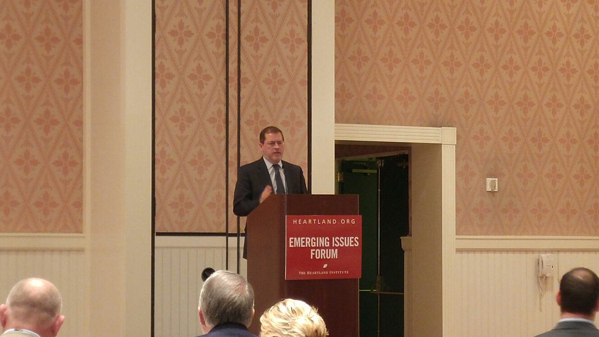 DavidMeeks's tweet photo. Grover Norquist speaking about Criminal Justice Reform at the #EIF2016 luncheon. @taxreformer #arleg https://t.co/7k7zDLy3nr