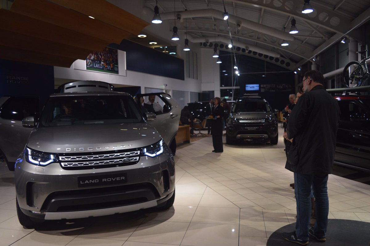 GuySalmonBris's tweet photo. #Discovery5 launch. https://t.co/BlzwJWRNQc