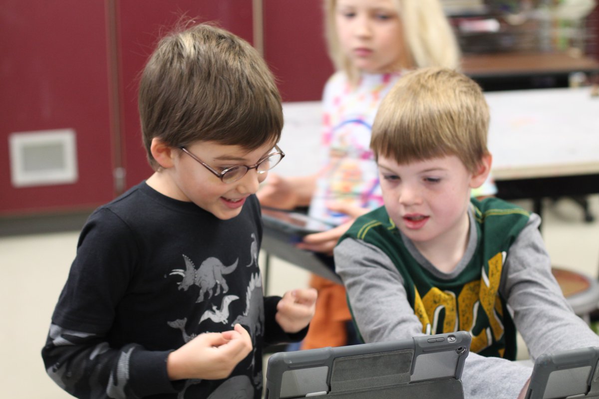 kirkbenson's tweet photo. Amazing Digital Learning Day at @WaukeshaSTEM today! #StemDLD16 @waukeshaschools @STEMWaukesha https://t.co/wp9Nt00ge5