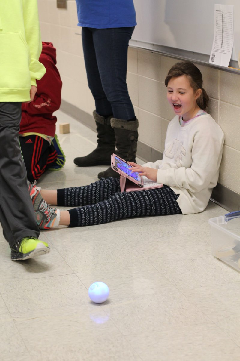 kirkbenson's tweet photo. Amazing Digital Learning Day at @WaukeshaSTEM today! #StemDLD16 @waukeshaschools @STEMWaukesha https://t.co/wp9Nt00ge5