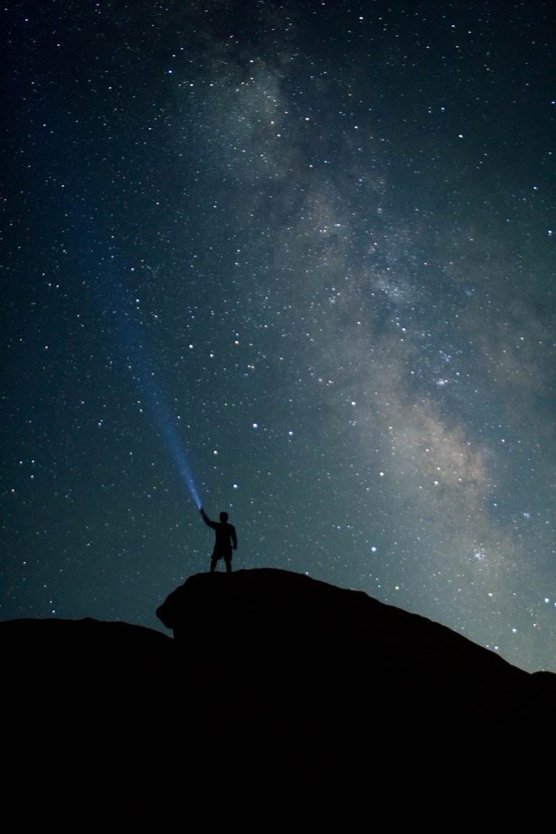 tyside1's tweet image. Valley of fire milkey way 🔥