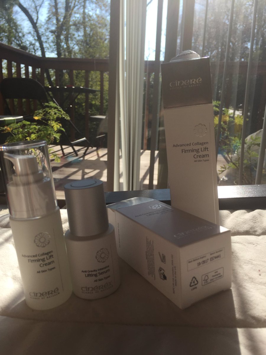 CinereLondon's tweet photo. Get 15% off for your next purchase once you post a picture with our products. Don't forget to tag us. #skincare #skin #discount #friday https://t.co/29YosED49c