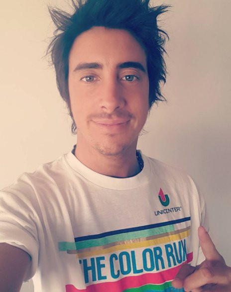 C5N's tweet photo. Murió Santiago Vazquez, el hermano del conductor Nicolás Vazquez en un accidente en República Dominicana https://t.co/2VRqiQtiyC https://t.co/vlG9LISLyr