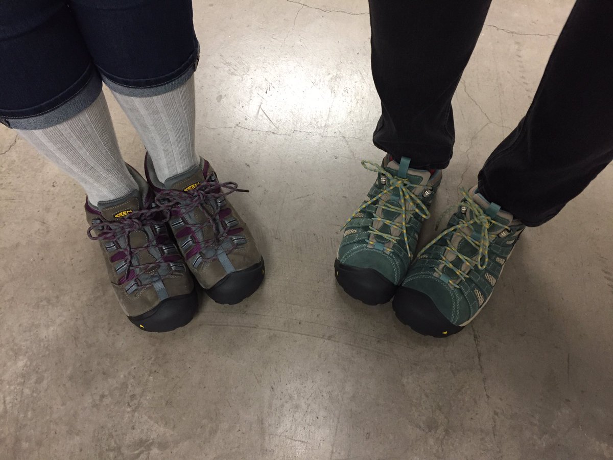 CuratrixJulia's tweet photo. Safety first! New Keens steel toe caps for the ladies! #safety @KEEN @TurtleBayPark @jblankenship22 https://t.co/L0iFAnn2pk