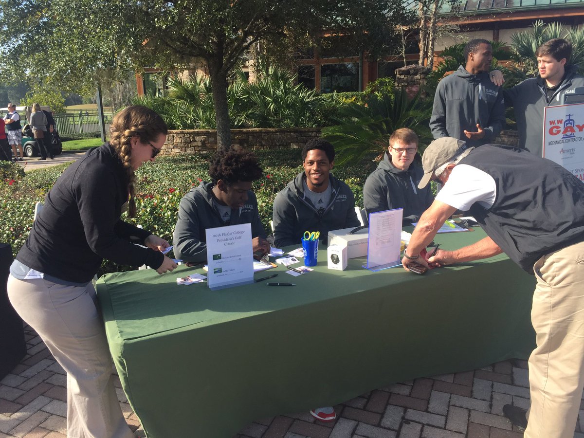 KyleCregan's tweet photo. Guys did a great job helping this morning at the @WilliamTAbareJr Golf Classic. Fantastic turnout and a perfect day for it! https://t.co/wIEXAudMIY