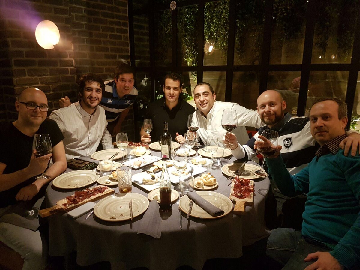 ¿Y hoy quién sube los puntos? 😜 #CenaDeFutmondo