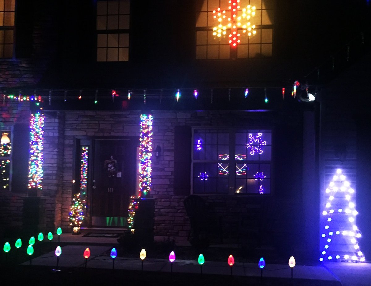 Festive #FanPhotoFriday from Eric <a href="/illuminetix/">Eric Alexander</a>  w/ Skywriter HPX graphics peeking thru the window. Thanks for the pic &amp; happy holidays!