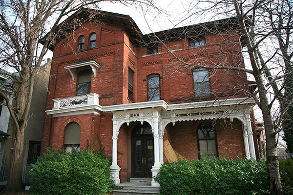 newark350's tweet photo. Get ready to explore the architectural treasures of Newark, page by page! 12/21 https://t.co/vSKFYPwpGI https://t.co/n7hTCiykbf