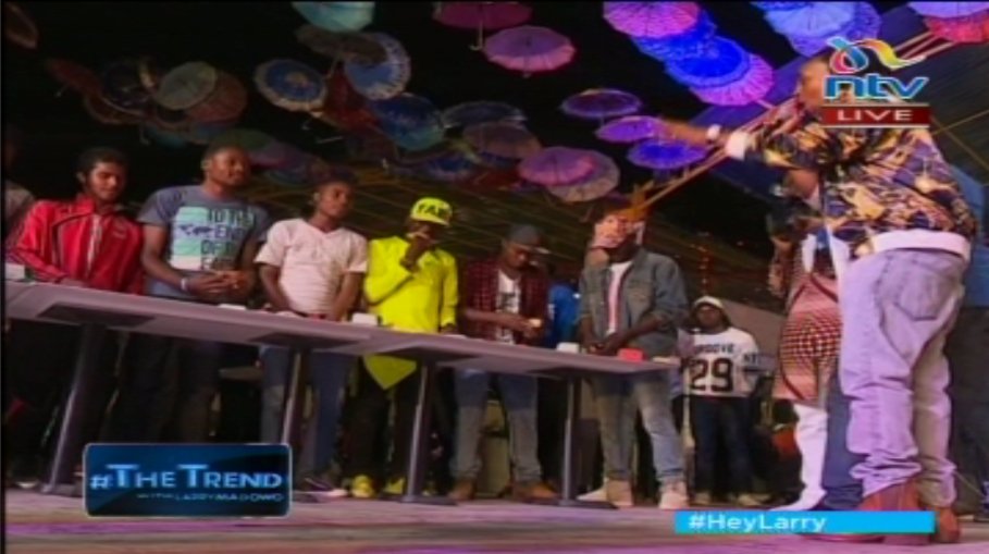 NTV Kenya (@ntvkenya) on Twitter photo Eating competition: Who can eat the most in our audience? <a href="/LarryMadowo/">Larry Madowo</a> <a href="/AnnOkumu/">Anna Okumu</a> #HeyLarry Eating competition: Who can eat the most in our audience? <a href="/LarryMadowo/">Larry Madowo</a> <a href="/AnnOkumu/">Anna Okumu</a> #HeyLarry