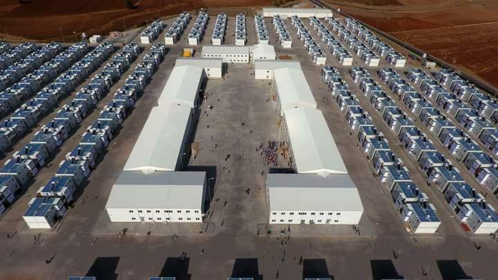 Suriyeliler için yapılan 25.000 kişi kapasiteli konteyner kent 
Avrupa medeniyet nedir görsün 
#küreselbarış